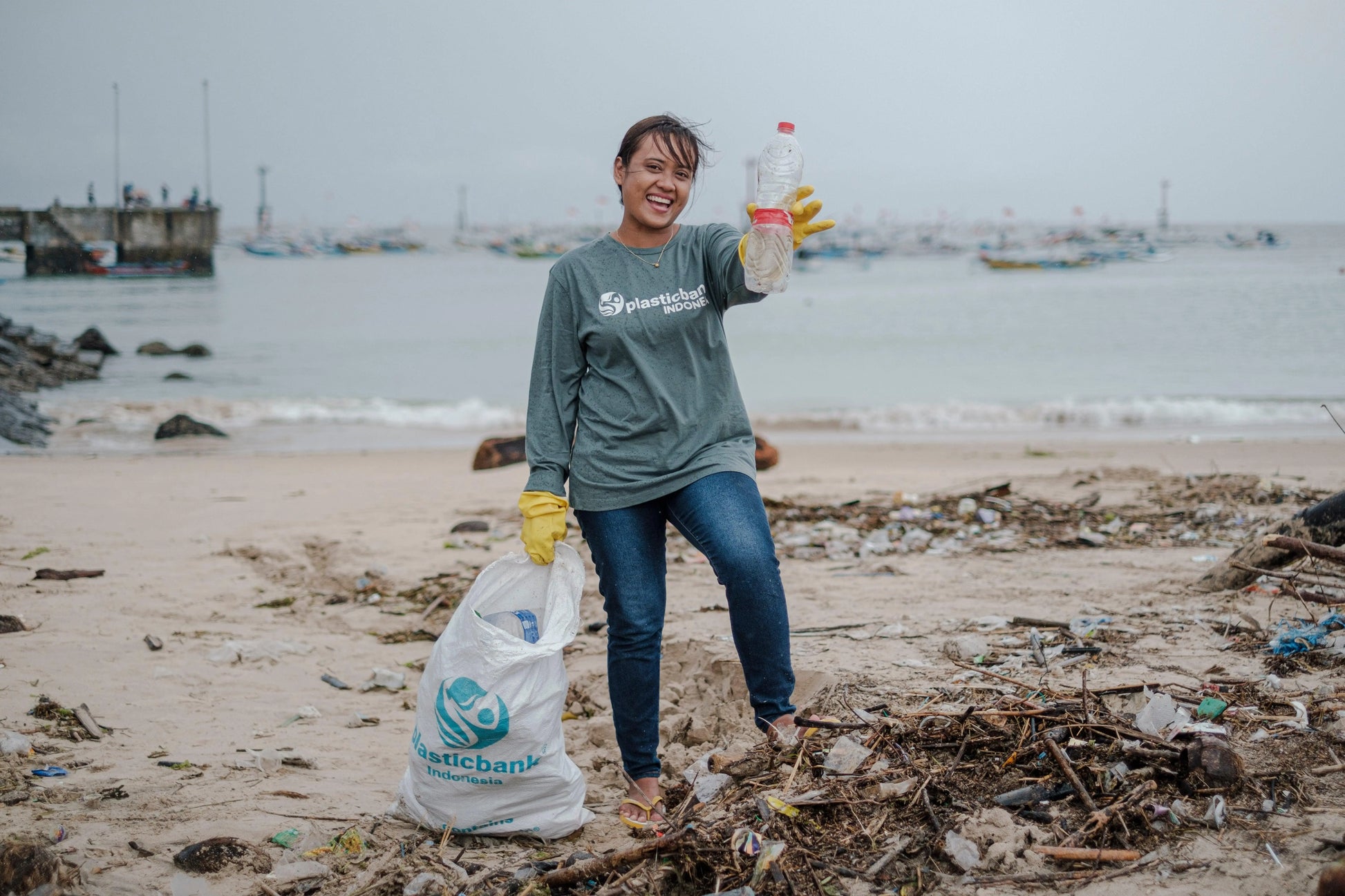 Remove 5 ocean bound plastic bottles – sprout-additional-bottles by Sprout - TheGoodAPI Tags: hidden, sprout, thegoodapi RetroSplendor Apparel
