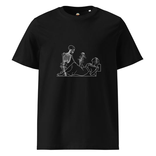 Jack Drawing Rose Skeletons: Spooky Stylish Titanic T-Shirt